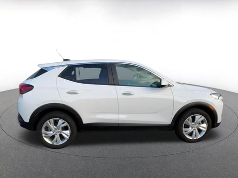 Used 2025 Buick Encore GX Preferred image 16