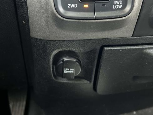 Used 2018 RAM 1500 Tradesman image 29