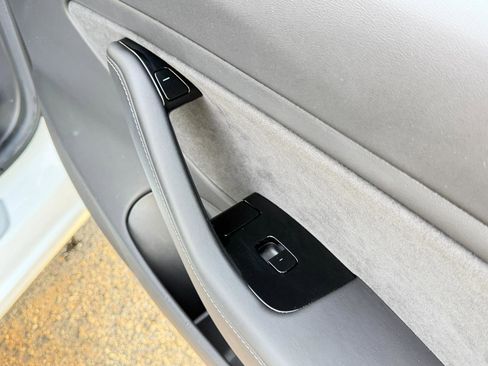 Used 2019 Tesla Model 3 Performance image 44