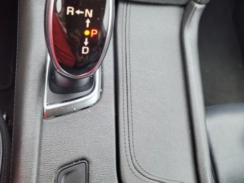 Used 2018 Cadillac XT5 Luxury w/ Driver Awareness Package FWD image 21