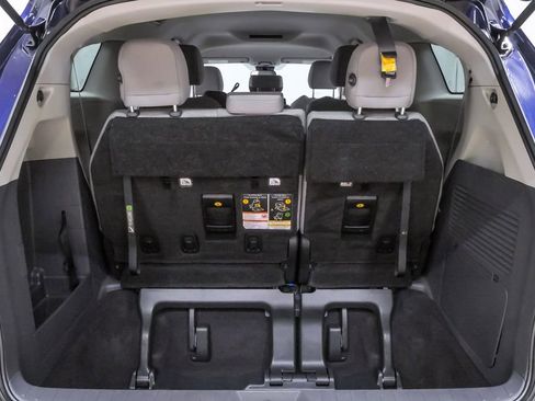 Used 2023 Toyota Sienna LE image 27