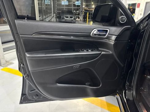 Used 2020 Jeep Grand Cherokee Limited X AWD/4WD image 16