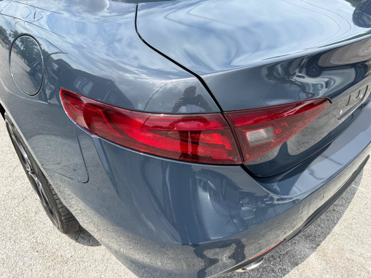 Used 2019 Alfa Romeo Giulia Ti Sport w/ Quick Order Package 22U Sport RWD image 43