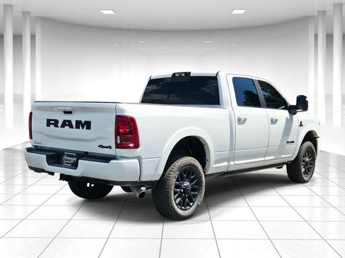 Used 2026 RAM 2500 Limited AWD/4WD image 3