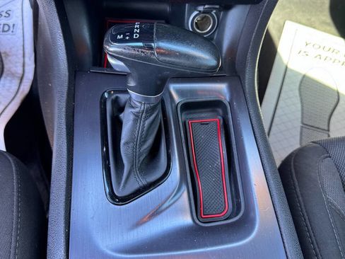 Used 2017 Dodge Charger R/T w/ Blacktop Package RWD image 17