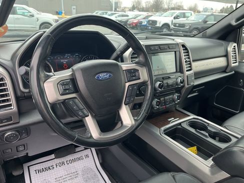 Used 2017 Ford F250 Platinum w/ Platinum Ultimate Package image 10