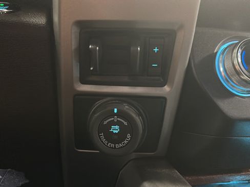 Used 2021 Ford F250 King Ranch w/ King Ranch Ultimate Package AWD/4WD image 39