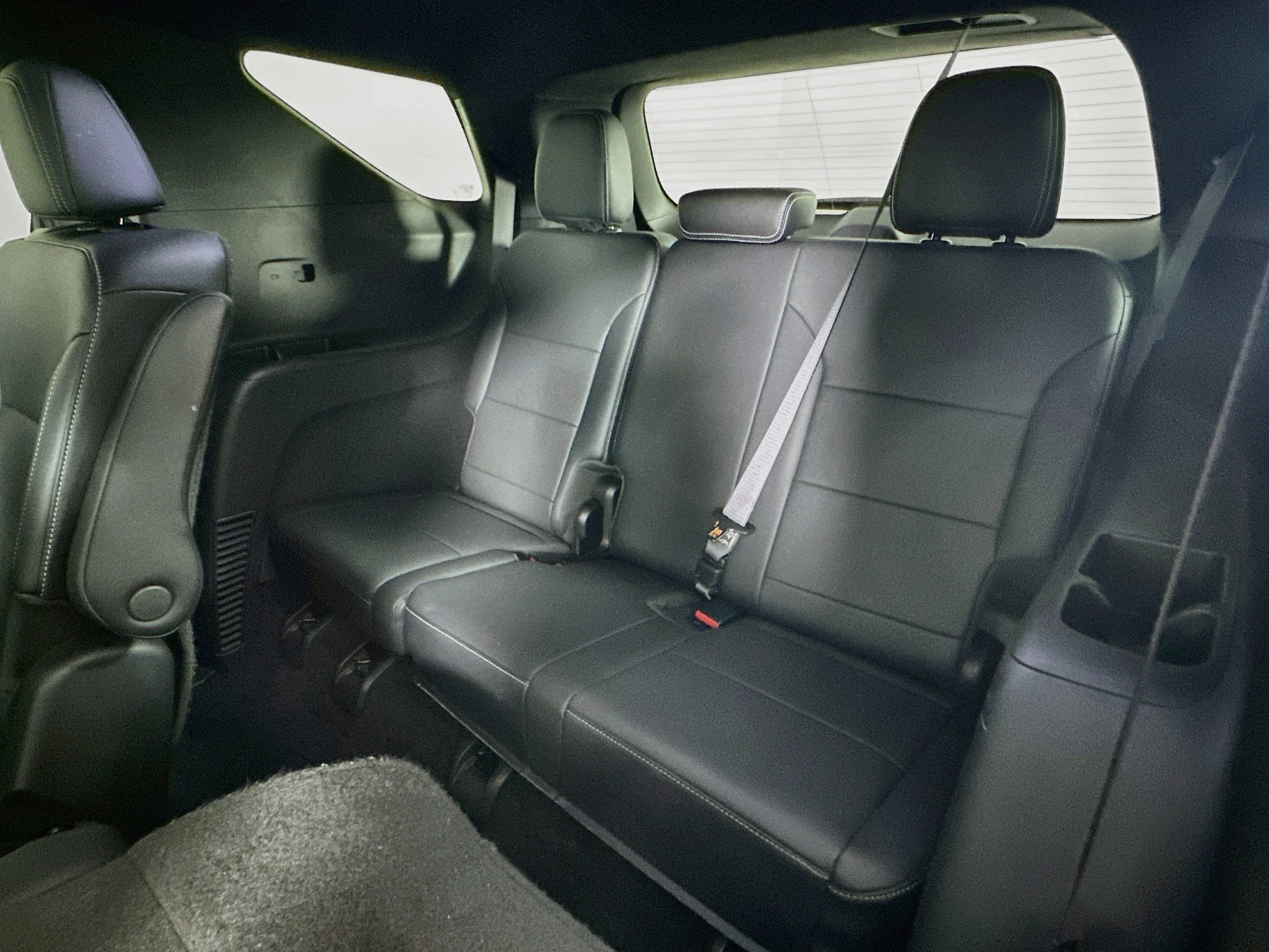 Used 2025 Chevrolet Traverse LT FWD image 29