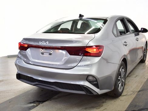 Used 2023 Kia Forte LXS image 13