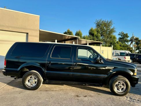 Used 2002 Ford Excursion Limited image 5