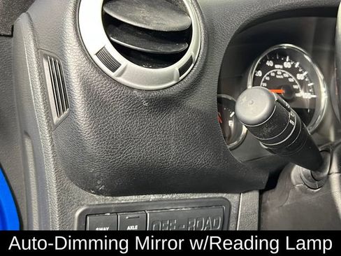 Used 2016 Jeep Wrangler Rubicon w/ Power Convenience Group image 18