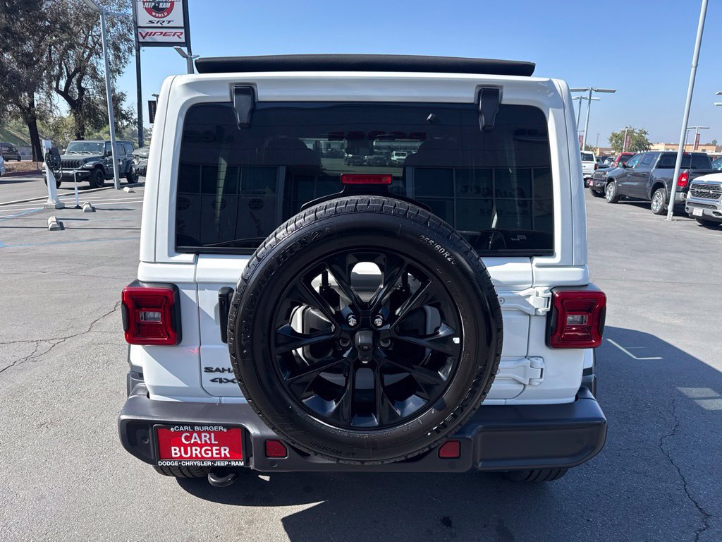 Certified 2025 Jeep Wrangler Unlimited Sahara w/ Safety Group AWD/4WD image 6