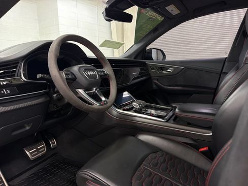 Used 2023 Audi RS Q8 AWD/4WD image 5