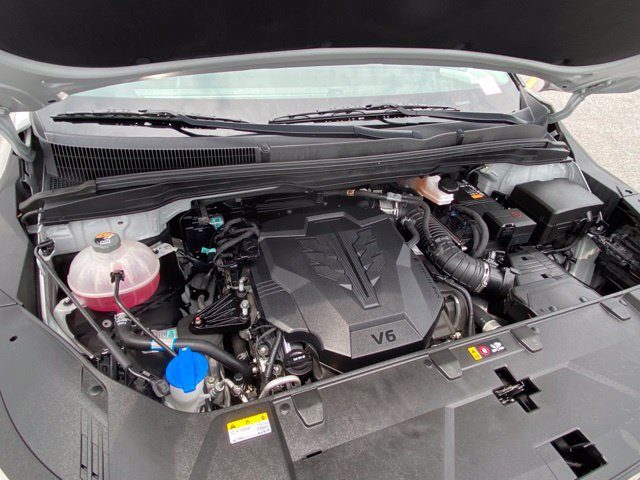 Used 2023 Kia Carnival SX FWD image 20