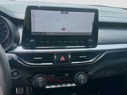 Used 2023 Kia Forte GT-Line w/ GT-Line Technology Package FWD image 12
