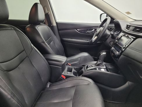 Used 2019 Nissan Rogue SL image 21