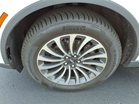 Used 2021 Lincoln Aviator Reserve w/ Elements Package Plus AWD/4WD image 10