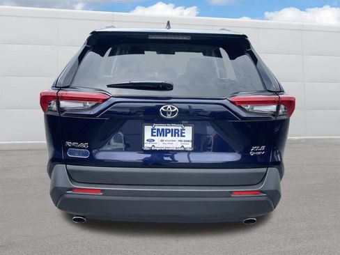 Used 2025 Toyota RAV4 XLE w/ Convenience Package AWD/4WD image 4