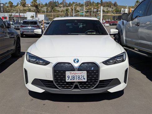 Certified 2024 BMW i4 eDrive40 w/ Convenience Package image 3