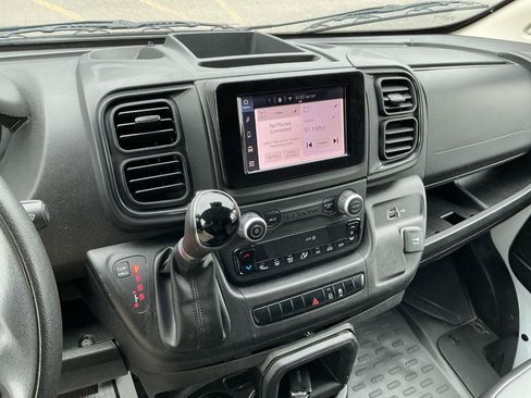 Used 2023 RAM ProMaster 2500 FWD image 13