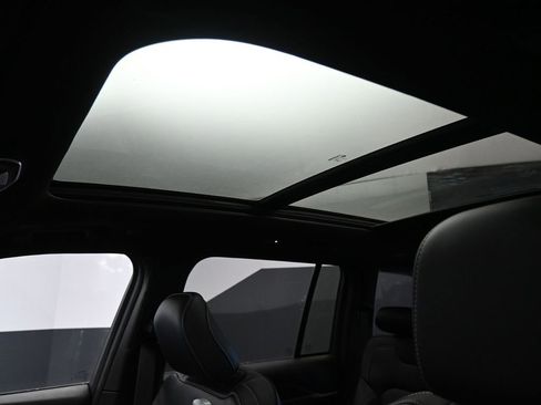 New 2025 Jeep Grand Cherokee Limited image 20