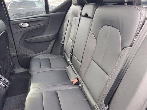 New 2026 Volvo XC40 B5 Core w/ Protection Package Premier image 31