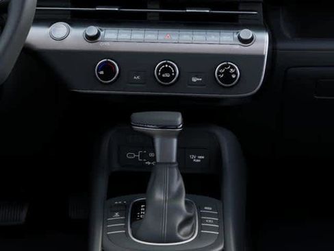 New 2026 Hyundai Kona SE image 16