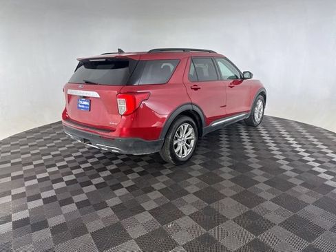 Used 2021 Ford Explorer XLT w/ Equipment Group 202A AWD/4WD image 5