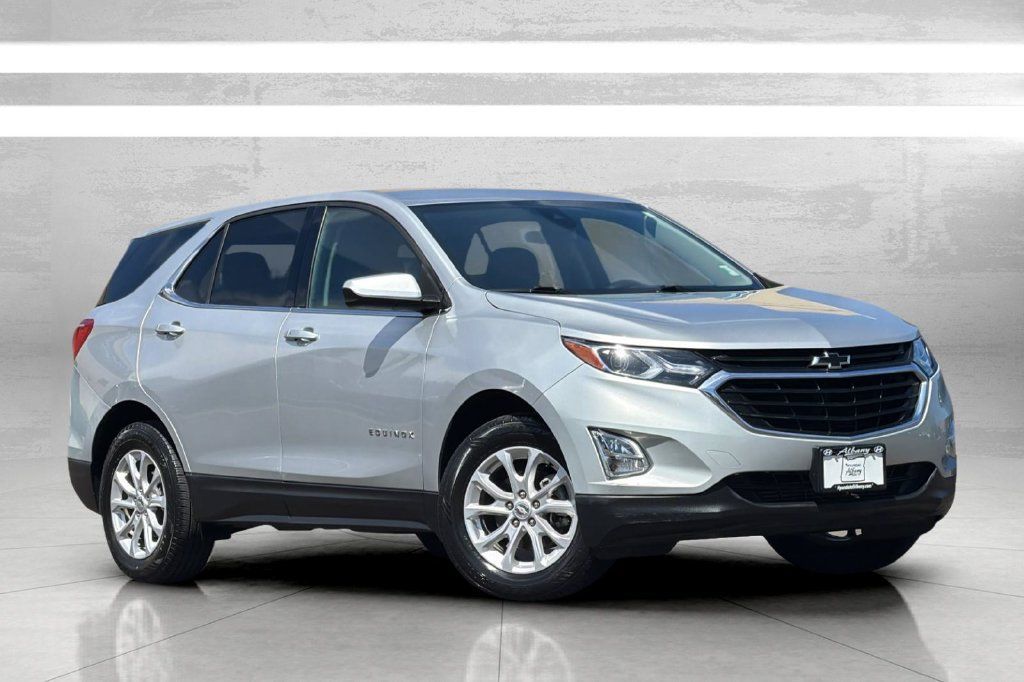 Used 2020 Chevrolet Equinox LT AWD/4WD image 2