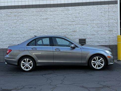 Used 2013 Mercedes-Benz C 300 4MATIC Sedan image 31