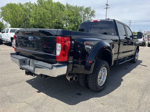 Used 2022 Ford F350 XL w/ Power Equipment Group AWD/4WD image 6