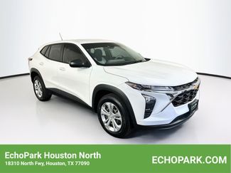 Used 2024 Chevrolet Trax LS FWD video 1
