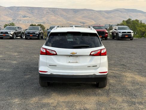 Used 2018 Chevrolet Equinox Premier AWD/4WD image 7