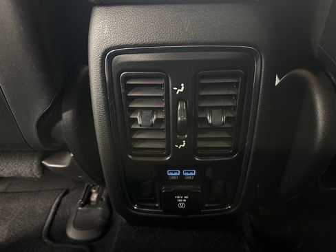 Used 2021 Jeep Grand Cherokee Limited AWD/4WD image 14