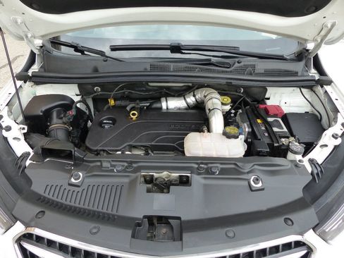 Used 2019 Buick Encore Essence w/ Experience Buick Package AWD/4WD image 17