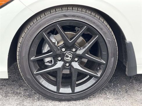 Certified 2025 Honda Civic Sport image 5