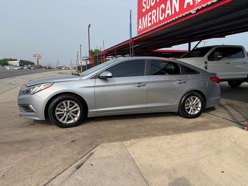 Used 2016 Hyundai Sonata SE FWD image 22