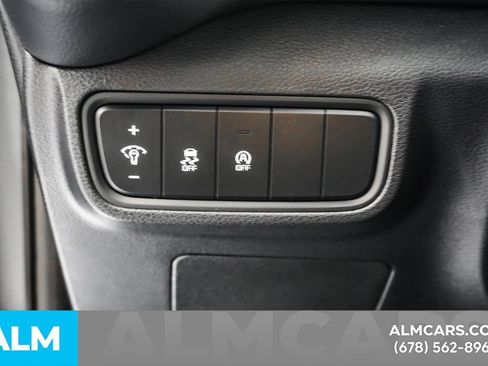 Used 2025 Kia Soul LX FWD image 29