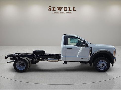 New 2024 Ford F550 4x4 Regular Cab Super Duty w/ XL Chrome Package image 5