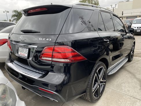 Used 2018 Mercedes-Benz GLE 43 AMG 4MATIC w/ Premium 2 Package image 10