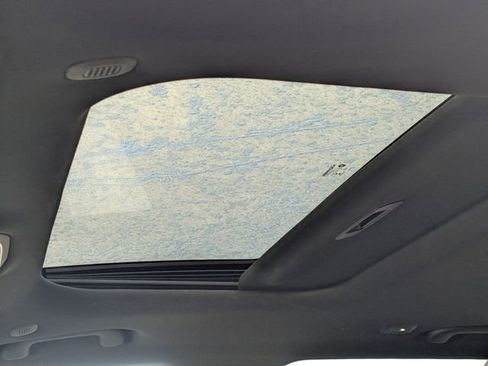 New 2025 Jeep Grand Cherokee Altitude image 11