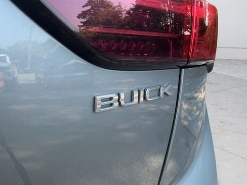 Certified 2024 Buick Envision Preferred AWD/4WD image 31