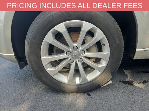 Used 2016 Audi Q5 2.0T Premium Plus w/ Technology Package AWD/4WD image 2
