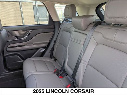 New 2025 Lincoln Corsair Premiere w/ Equipment Group 101A image 12