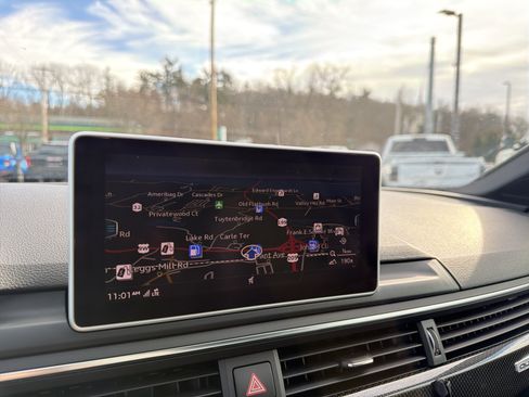 Used 2018 Audi S5 Premium Plus w/ Navigation Package image 19