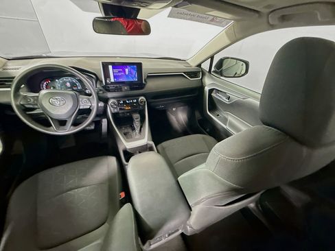 Certified 2025 Toyota RAV4 XLE w/ Convenience Package image 23