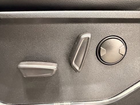 Used 2023 Ford F250 Lariat w/ Lariat Ultimate Package image 29