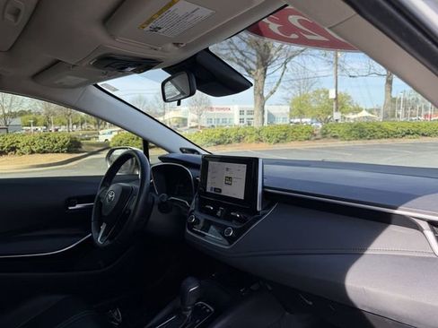 Used 2023 Toyota Corolla XLE image 36