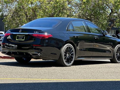 Used 2023 Mercedes-Benz S 580e 4MATIC Sedan image 8