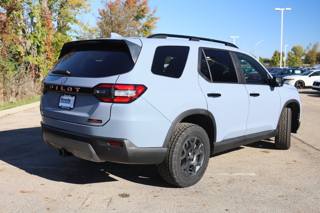 New 2026 Honda Pilot TrailSport image 6
